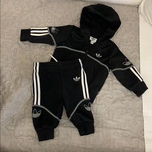 Baby matching sweatsuit. Adidas